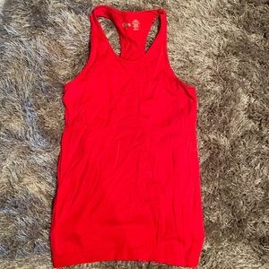 Small red copper charged ZYIA tank top